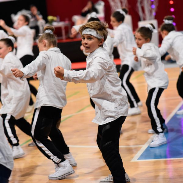 hip-hop-osnovnosolci-0498DCA3F0-92F4-F874-6884-3EBF7FE9AAAE.jpg